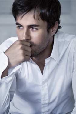 enrique-iglesias-10081.jpg
