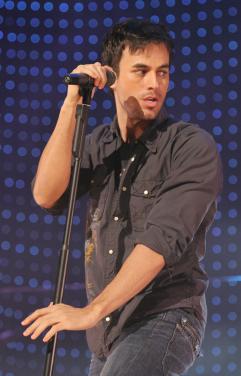 Enrique-Iglesias_5.jpg